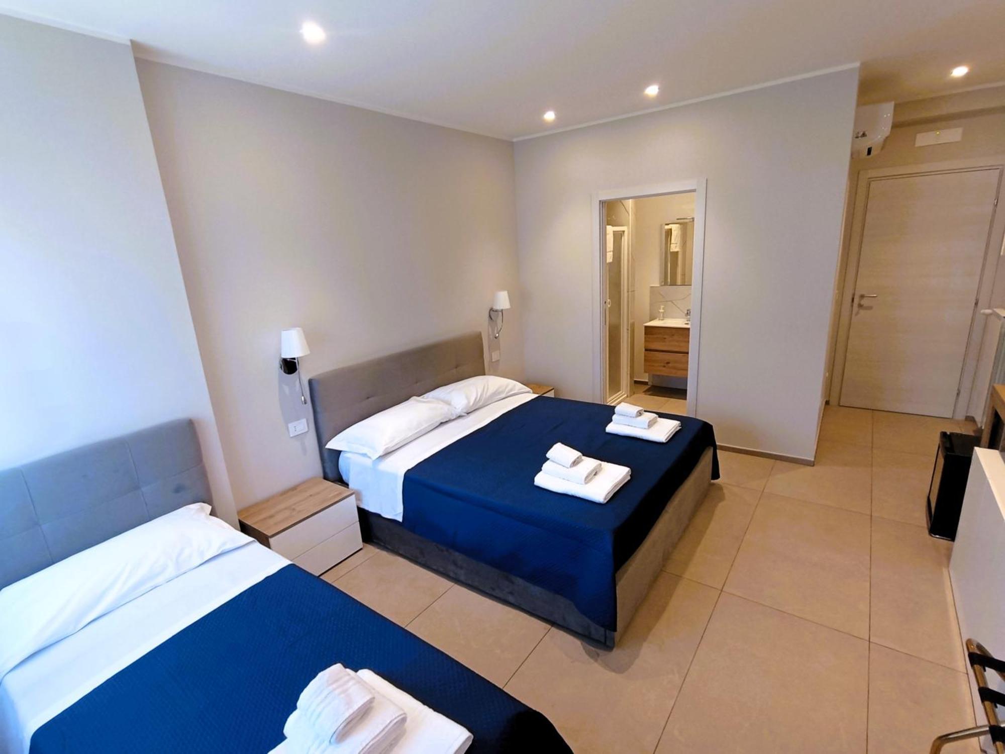 Mile Rooms Bari Exterior photo