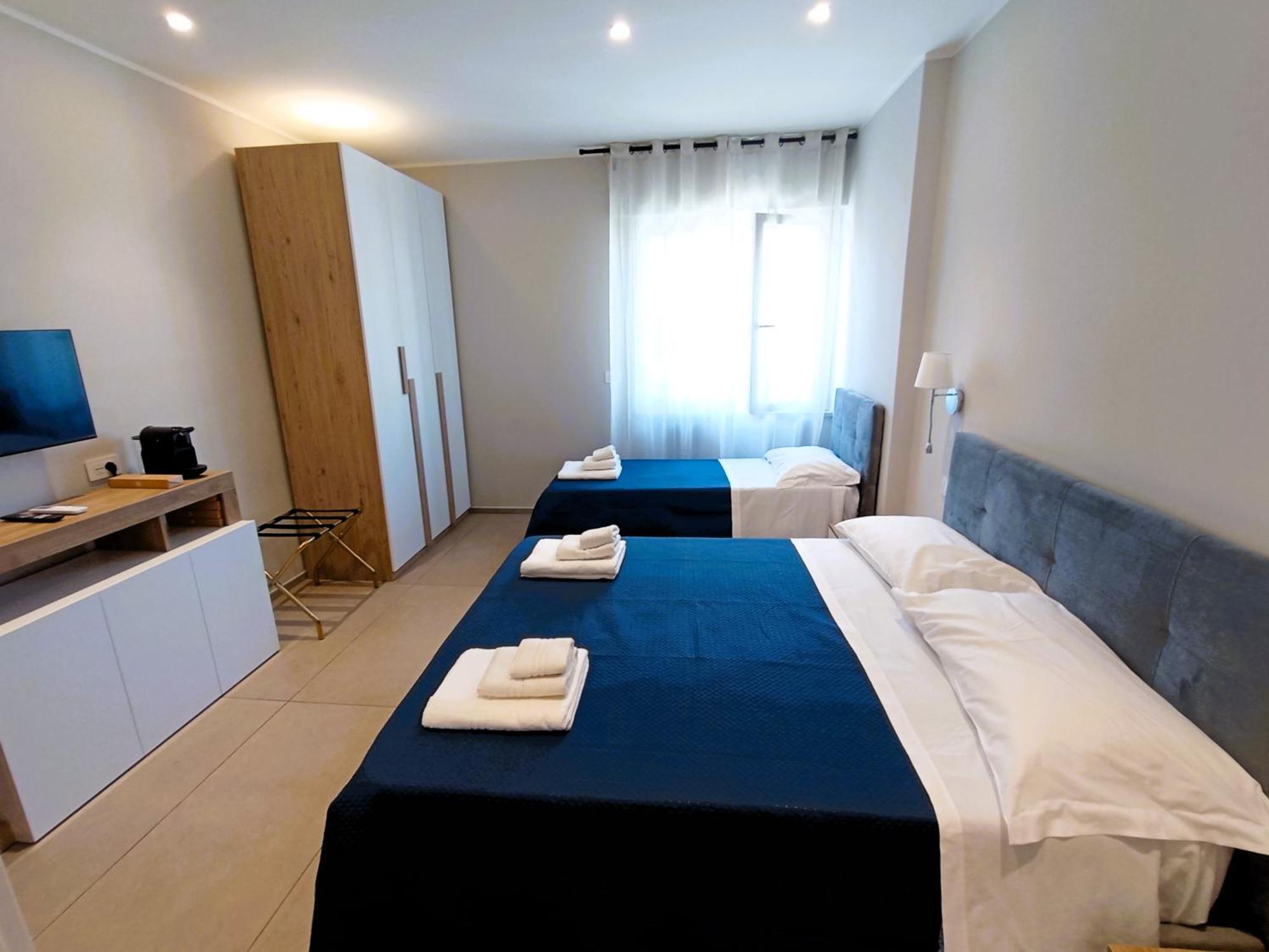 Mile Rooms Bari Exterior photo